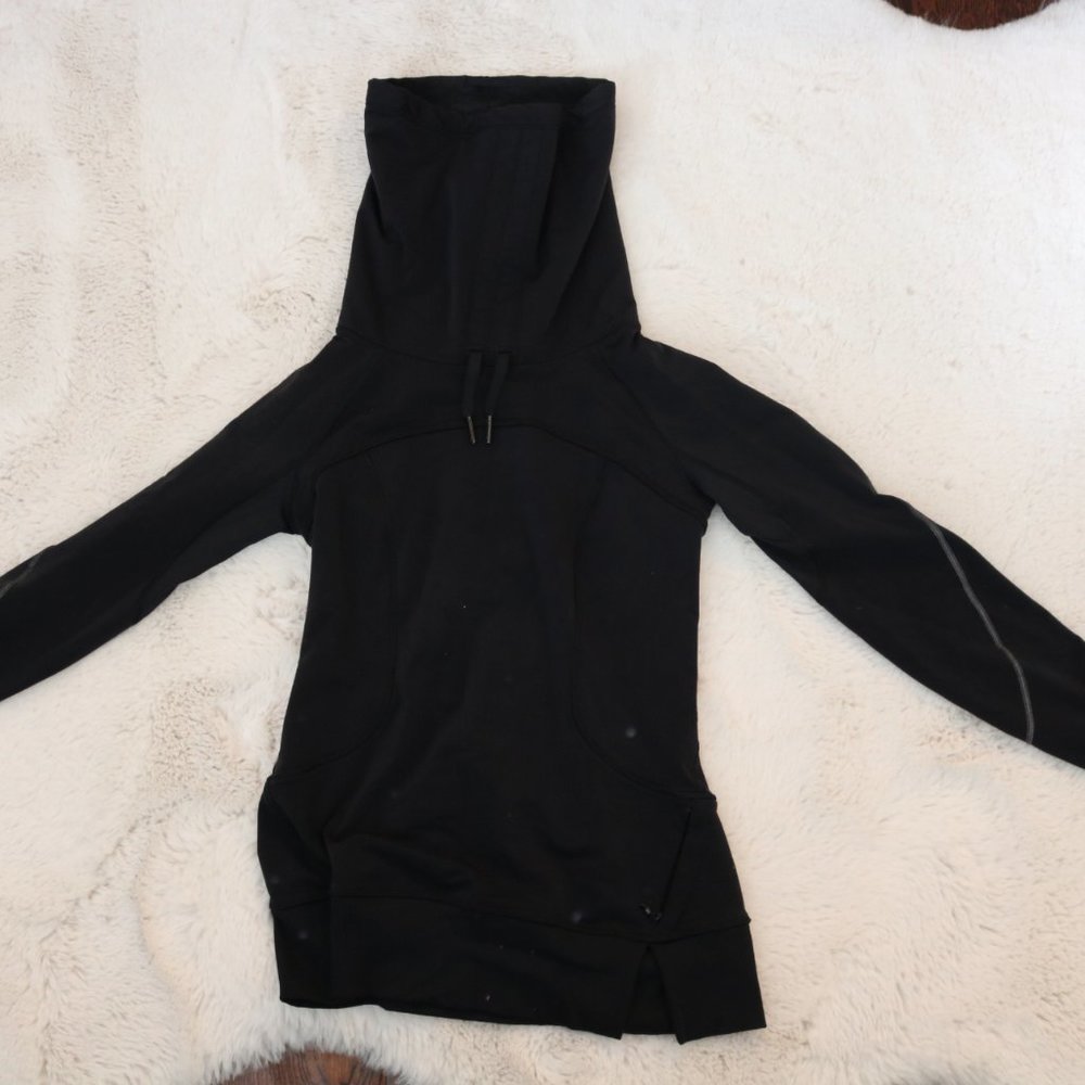 Lululemon very black thick silky pullover with ruched drawstring neck sz 2